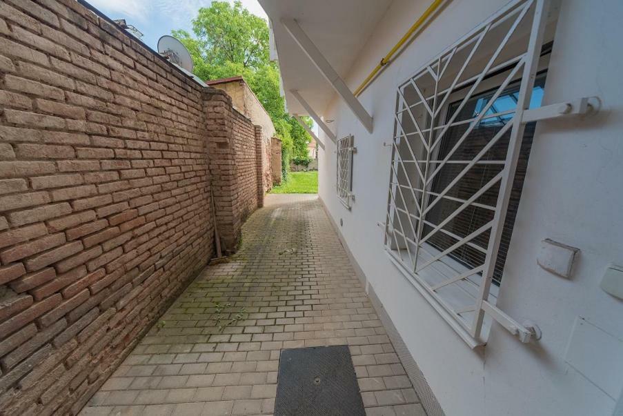 Cesky Brod Pension U Kostela מראה חיצוני תמונה